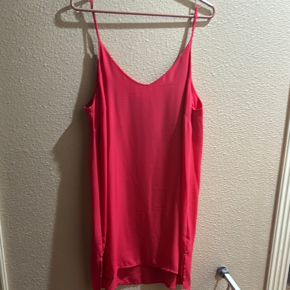 Women's Red Sleeveless Top